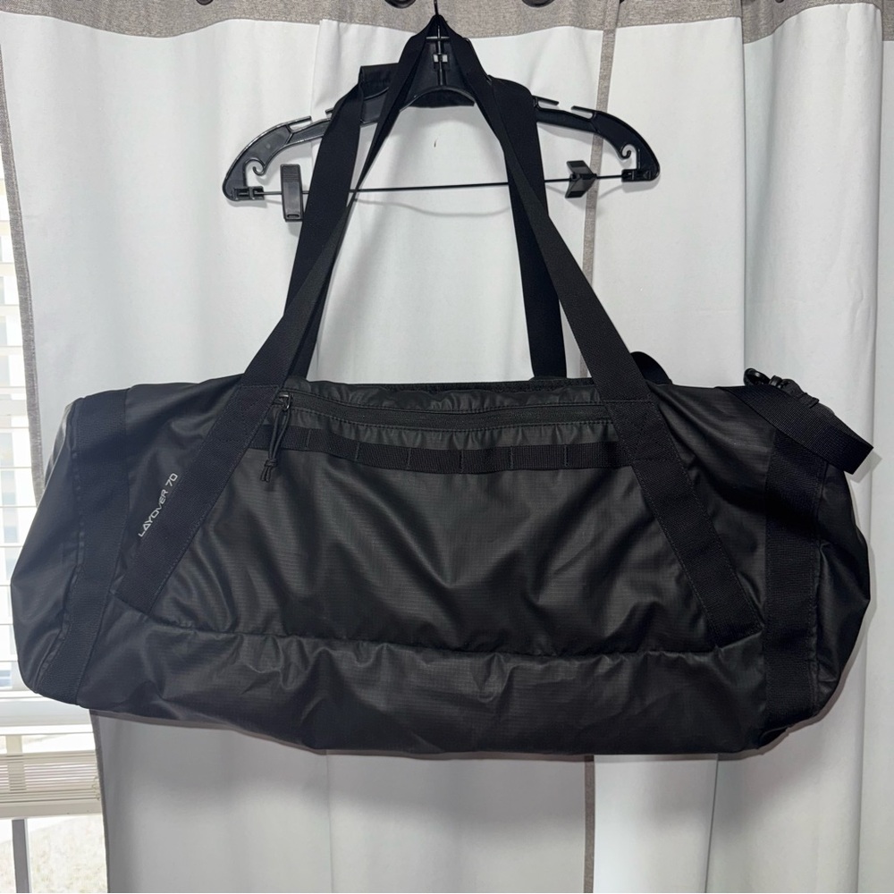 Eiger layover 70 duffle bag / backpack
